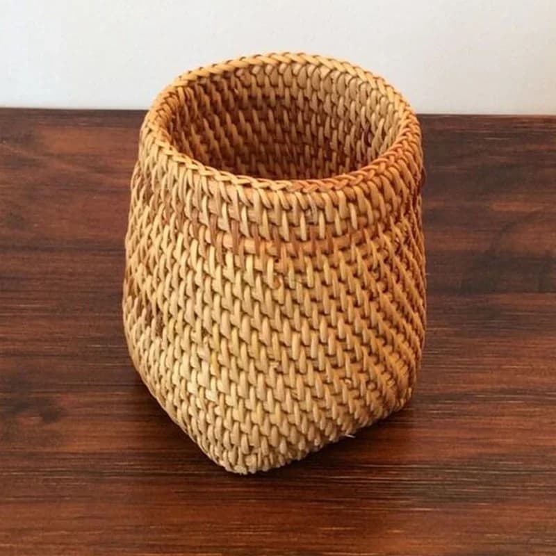 Fonott rattan evőeszköztartó és asztali rendszerező kosár