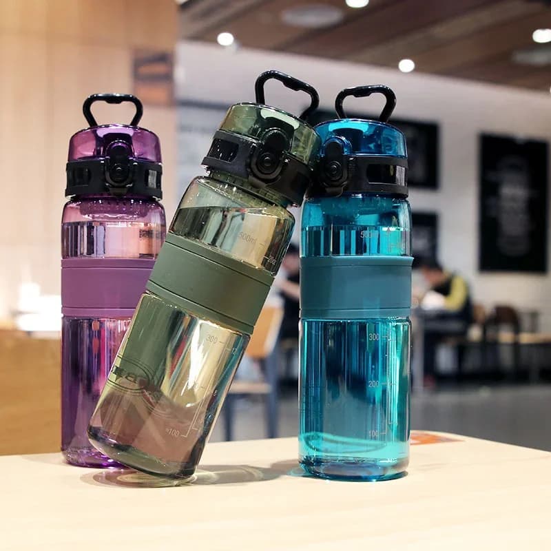 500 ml-es szivárgásmentes sport kulacs teaszűrővel